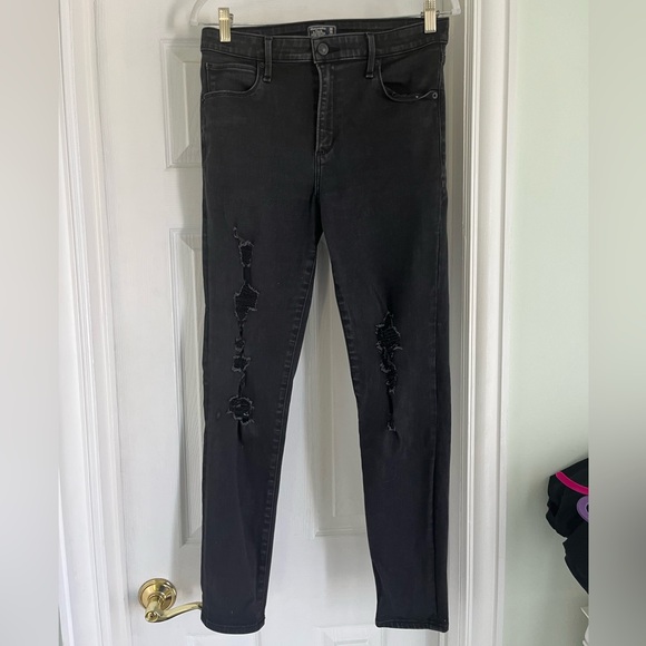 Abercrombie & Fitch Black Distressed Jeans - Picture 1 of 4